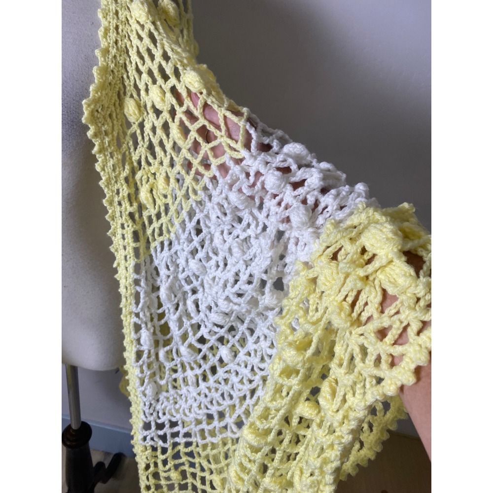 Vintage 60s 70s Crochet Shawl Wrap Yellow White Popcorn Stitch Boho Open Knit - Picture 3 of 5